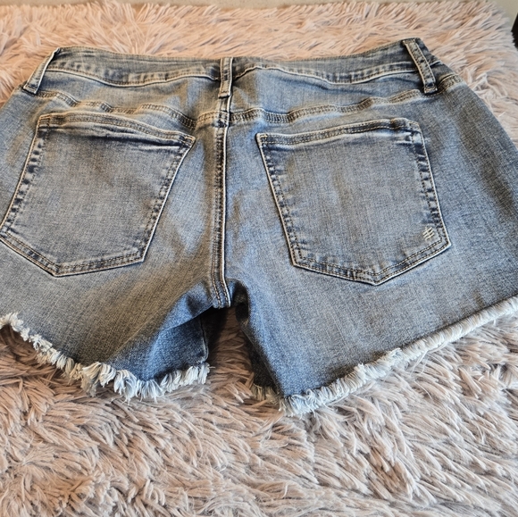 Silver Jeans Boyfriend Shorts Size 30 - Picture 9 of 11